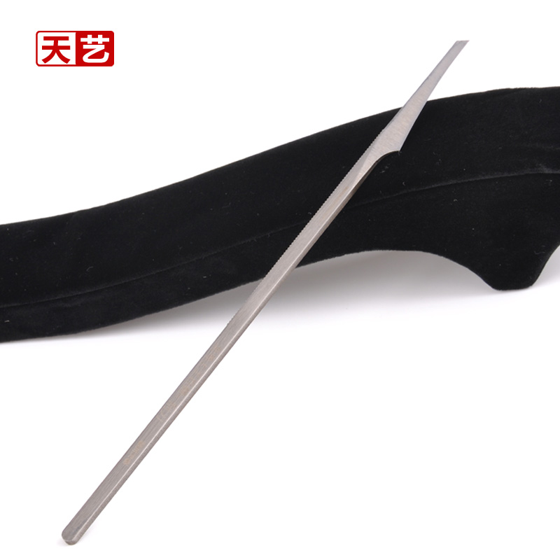 扬州三把刀天艺修脚师傅用上工白钢标准刮刀 修脚刀去死皮了老茧