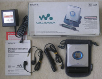 SONY MZ-E501 MD Walkman (packaged with box)