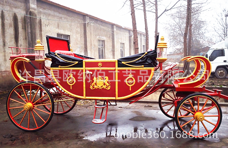Manufacturer straight for William's folding caravan royal carriage wedding ceremony showcasing European-style royal carriage customisation