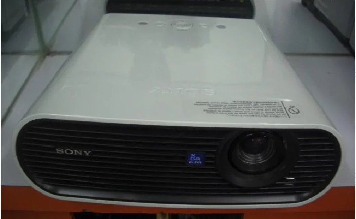 Máy chiếu cũ văn phòng kinh doanh 1080P Máy chiếu gia đình độ nét cao 3D Sony EX120 / EX50 - Máy chiếu