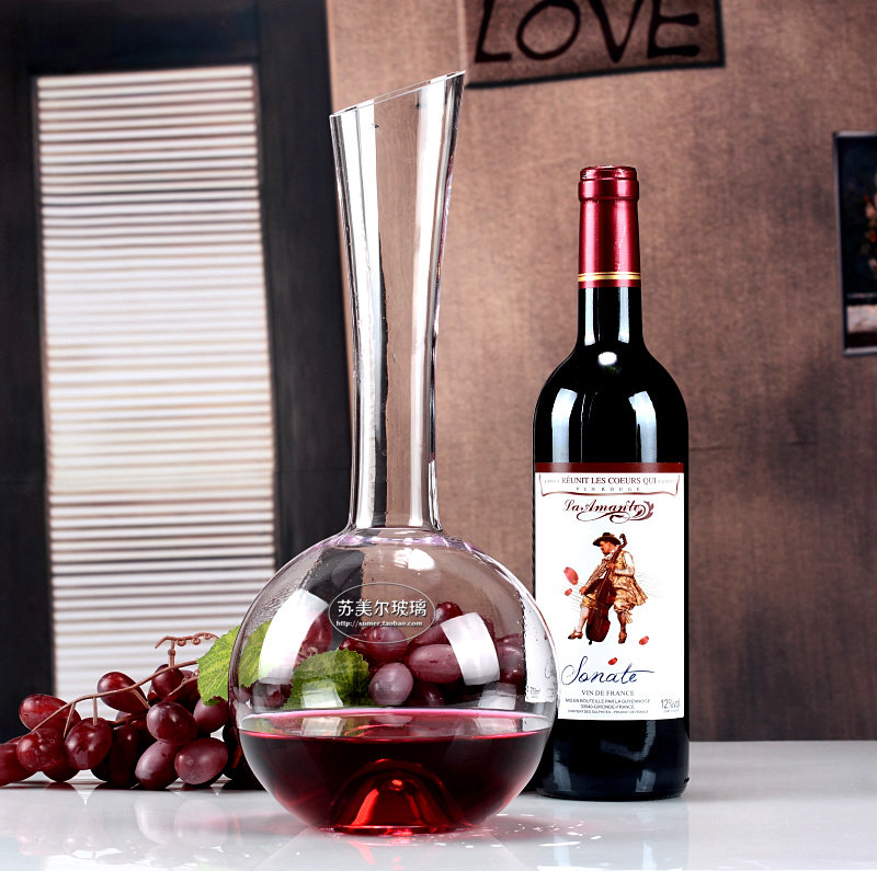 Spring new dining room Hotel ktv European creative shaped lead-free transparent glass whiskey decanter