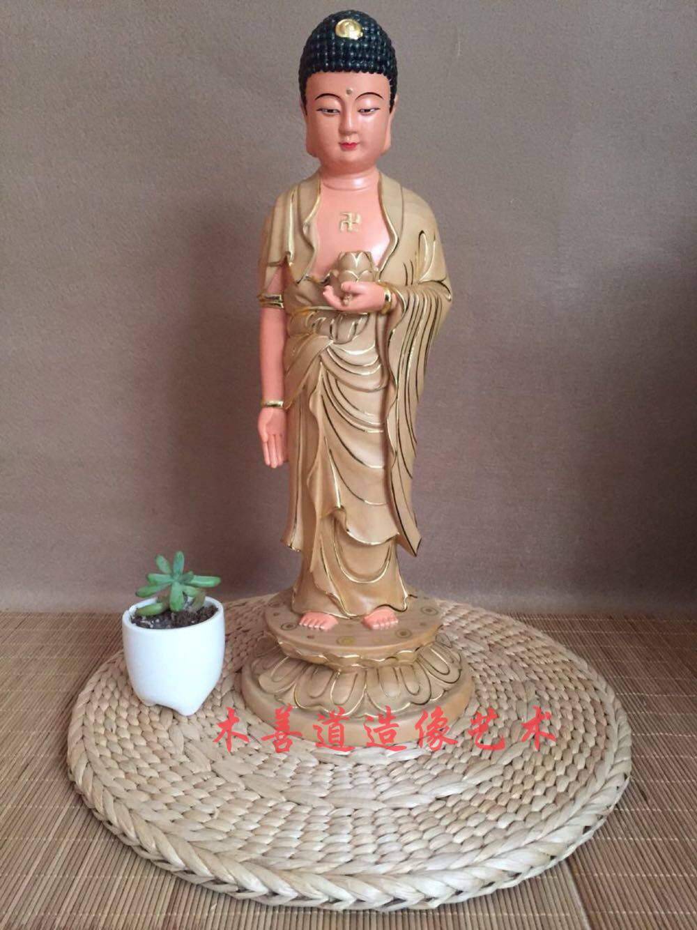 Wood carving Amitabha Buddha incense camphor wood Buddha statue custom light color painting gold carving craft Mu Shandao produced 40 cm