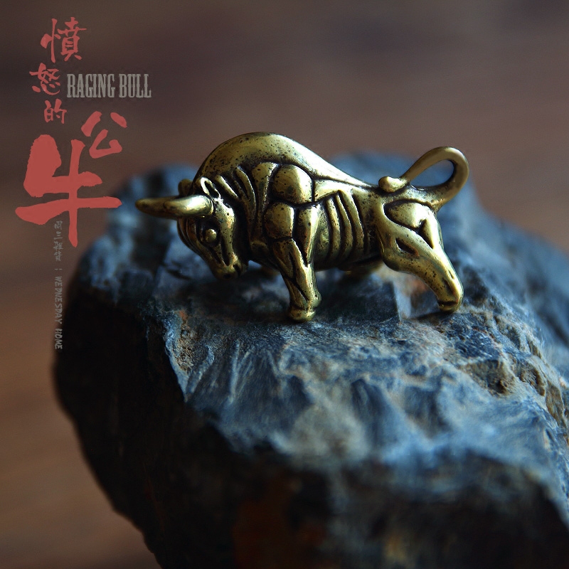 Cow Keychain Copper Cow Keyring Bull Pendant Creative Keychain Small Gift Copper Key Hanging Bag Hanging Accessories