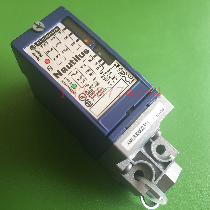 Schneider XMLB300D2S11 Pressure Switch XML-B300D2S11 Pressure Controller Spot
