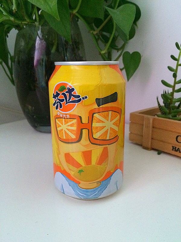 Fanta 2015 big head doll tfboy Wang Junkai endorsement cartoon promotion 330ml steel can