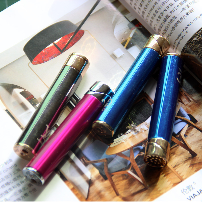 Personality ladies inflatable lighter cylindrical straight punch windproof male gift lipstick shape portable custom colorful green ice