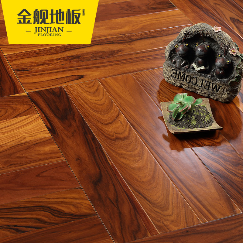 ��ʵľ���ϵذ�R8103