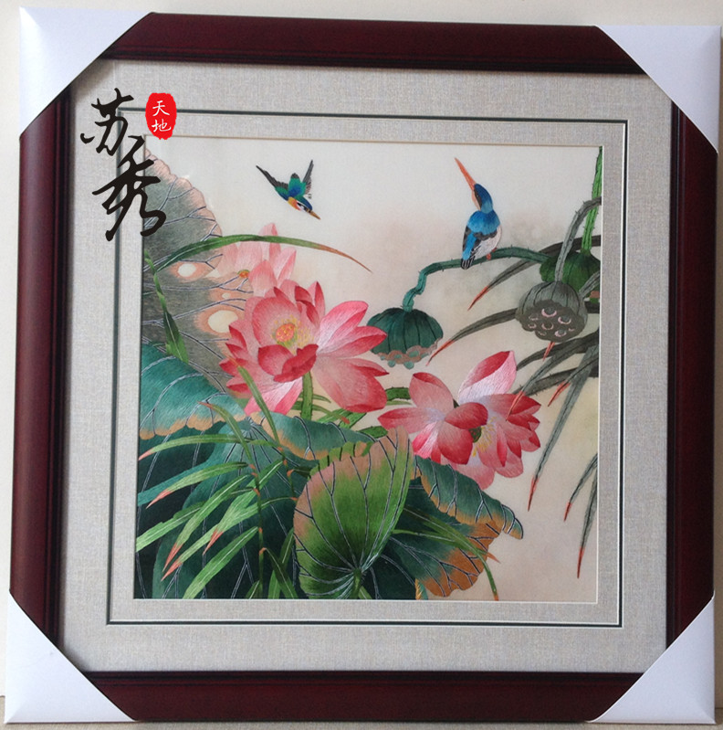 Flower and bird handmade brand embroidery Suzhou embroidery finished product study living room porch home decoration painting lotus flower and bird