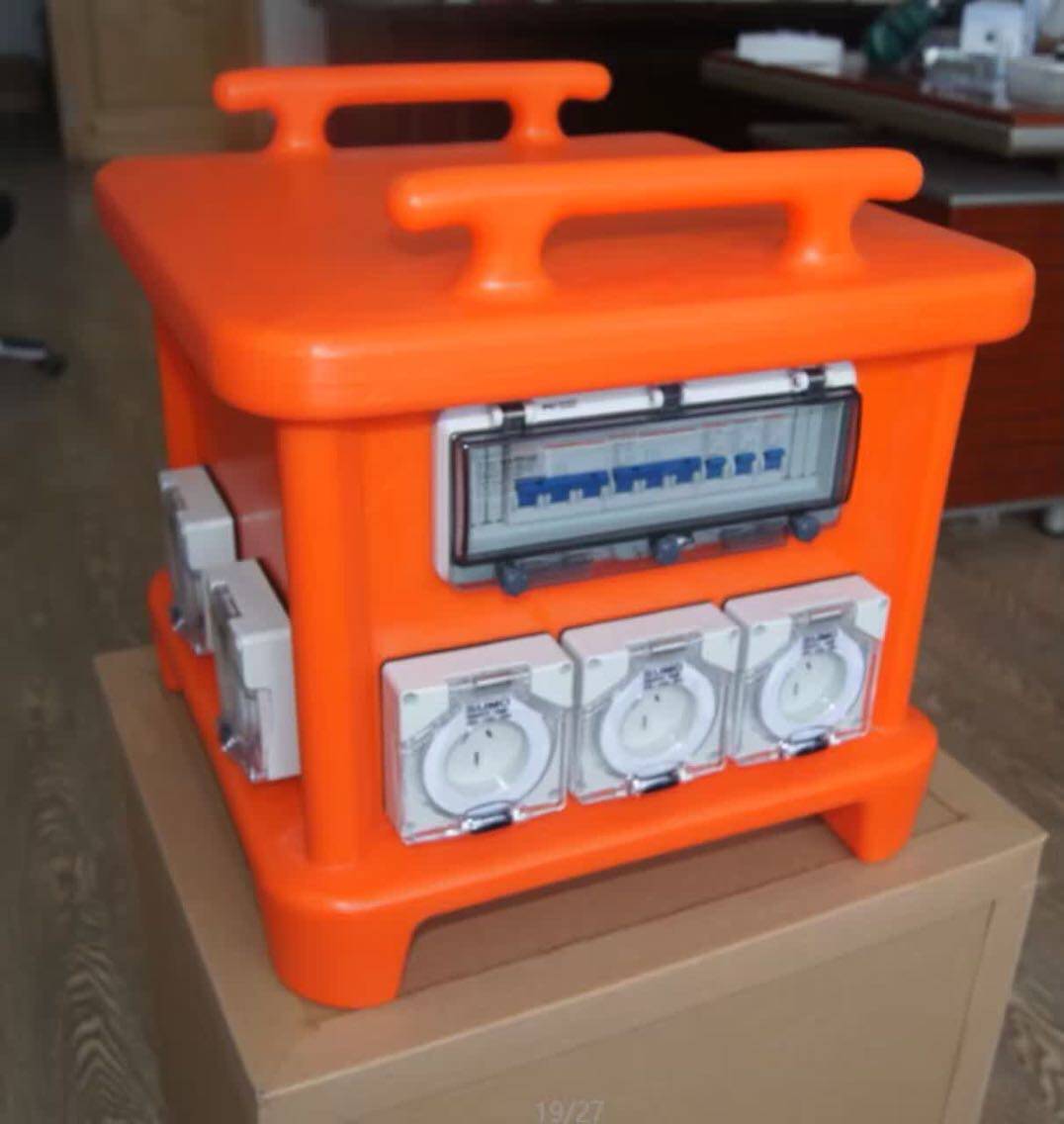 Manufacturers direct sales of other overseas area - pit - pit - handed distribution box industrial waterproof overhaul power plug