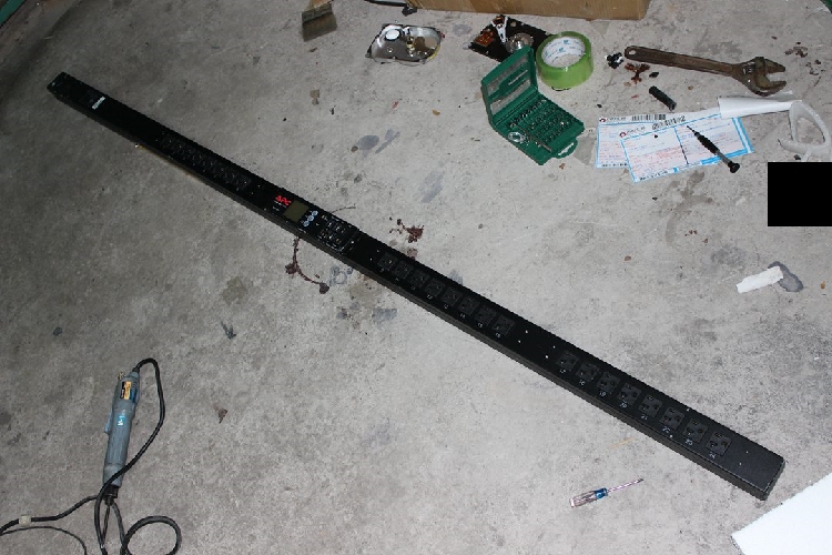 APC AP8830 AP 8641 8841 8965PDU Domestic spot day hair