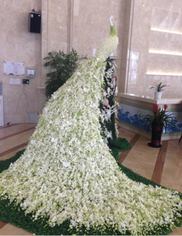 Simulation floral silk flower Flower foam flower arrangement Peacock iron frame tail real estate garden window booth Phoenix Temple