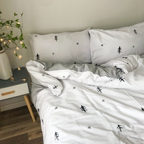 Black and White wind Nordic simple modern white cotton four-piece homestay cold wind double cotton bedding