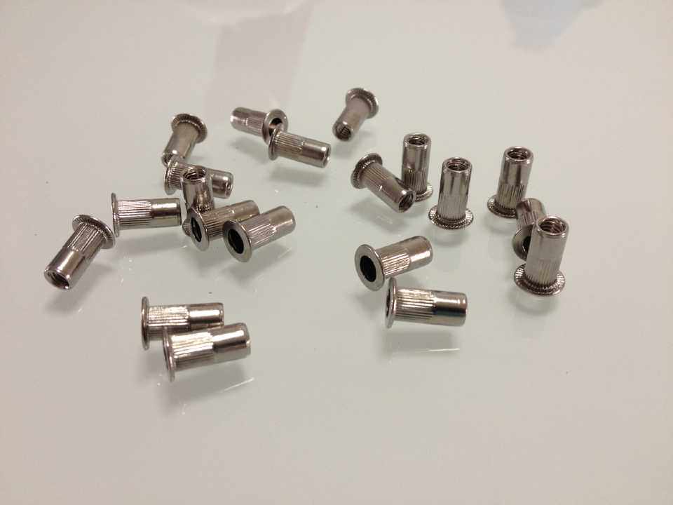 Stainless steel flat head column grain lengthened riveting nut M4 1000 parts large from excellent pull riveting nut