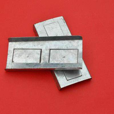 Light steel keel frame integrated ceiling aluminum buckle plate engineering board 38 main keel connector Galvanized main keel connector connector