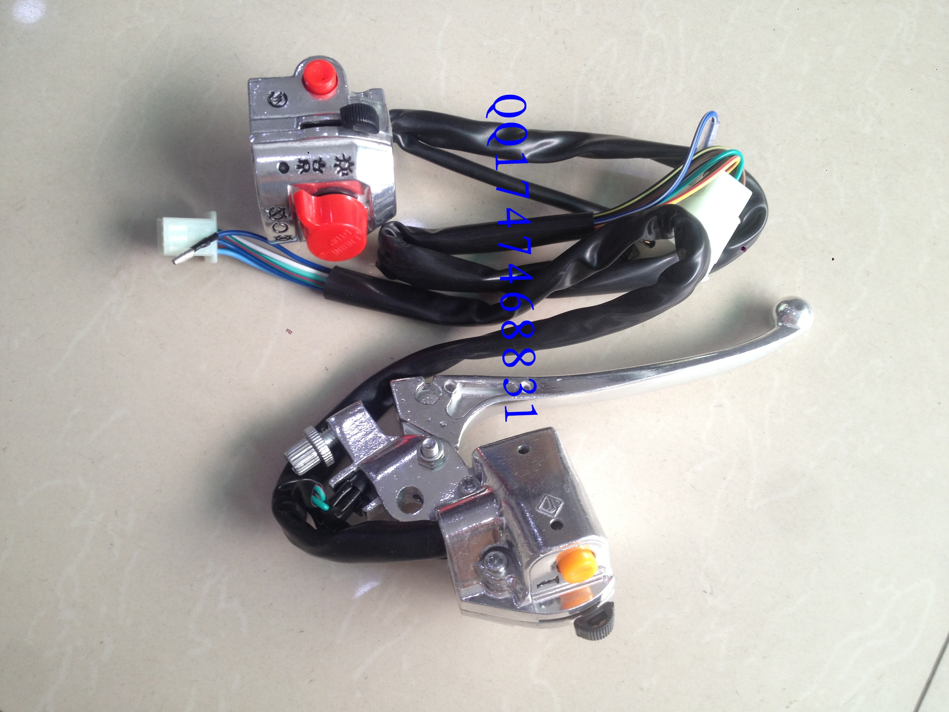 The locomotive accessories are suitable for the Honda Prince handlebar switch assembly CM125 seat switch pair