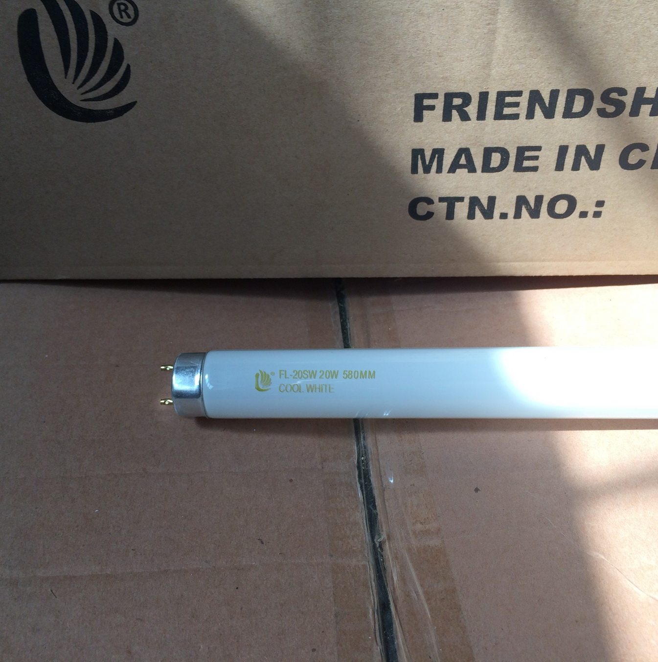 Marine fluorescent tube Fluorescent tube 18w 580mm 589mm IMPA 791429 791432