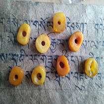 Tibet new scattered beads other brand new net gathering features old beeswax safe buckle pendant accessories amulet