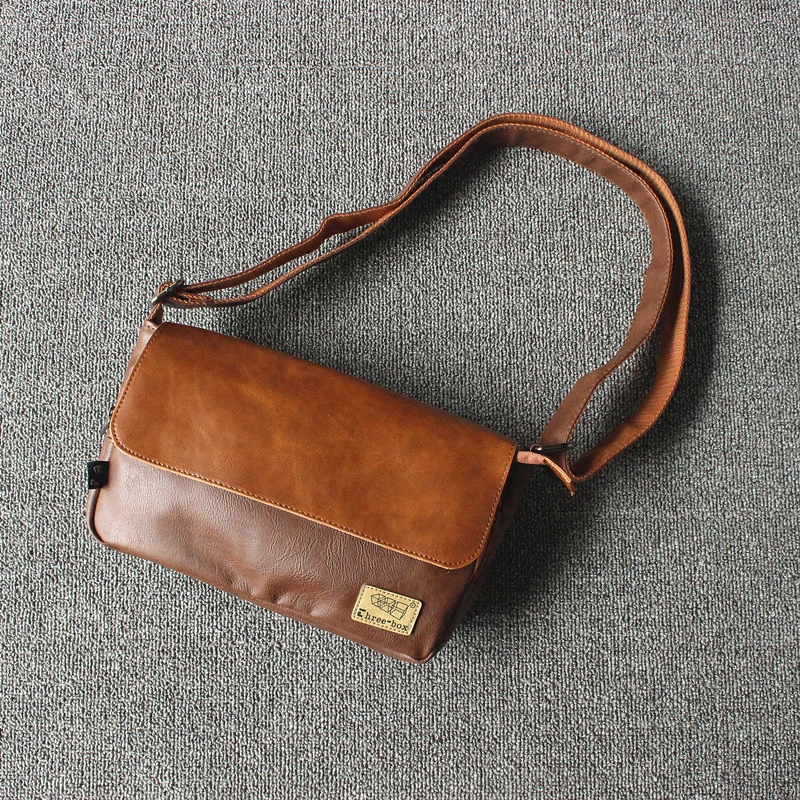 New threebox shoulder bag trendy men's bag small shoulder bag umbrella bag men's backpack student bag mineral water bag