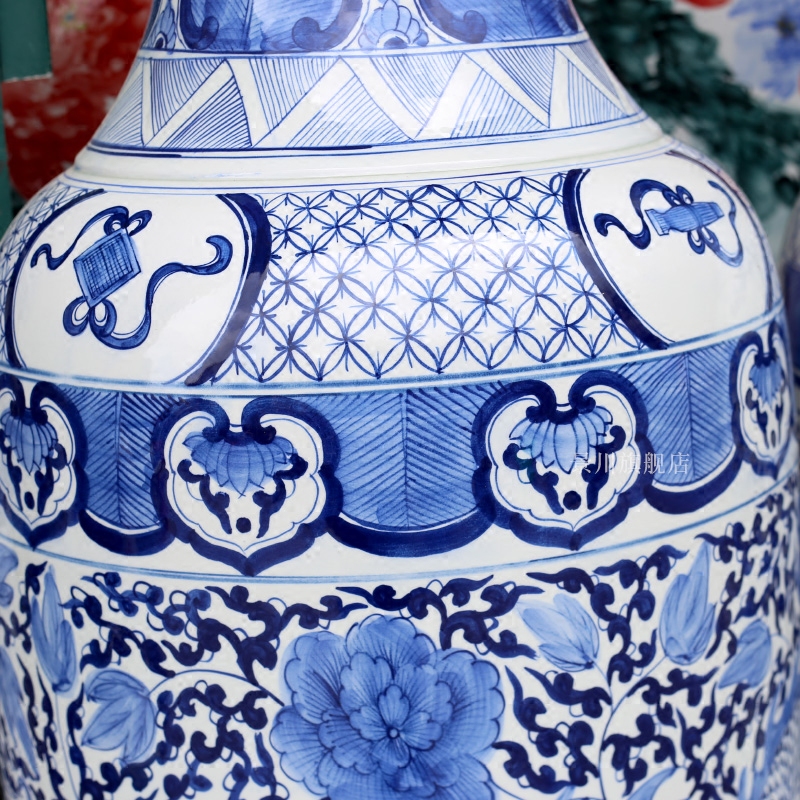 Jingdezhen ceramics hand - made peony dragon Chinese style of large vase of blue and white porcelain vases sitting room adornment is placed