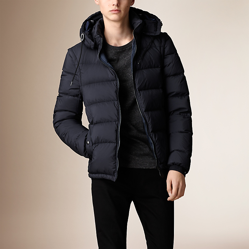 BURBERRY/博柏利可拆式衣袖羽绒服 39956341