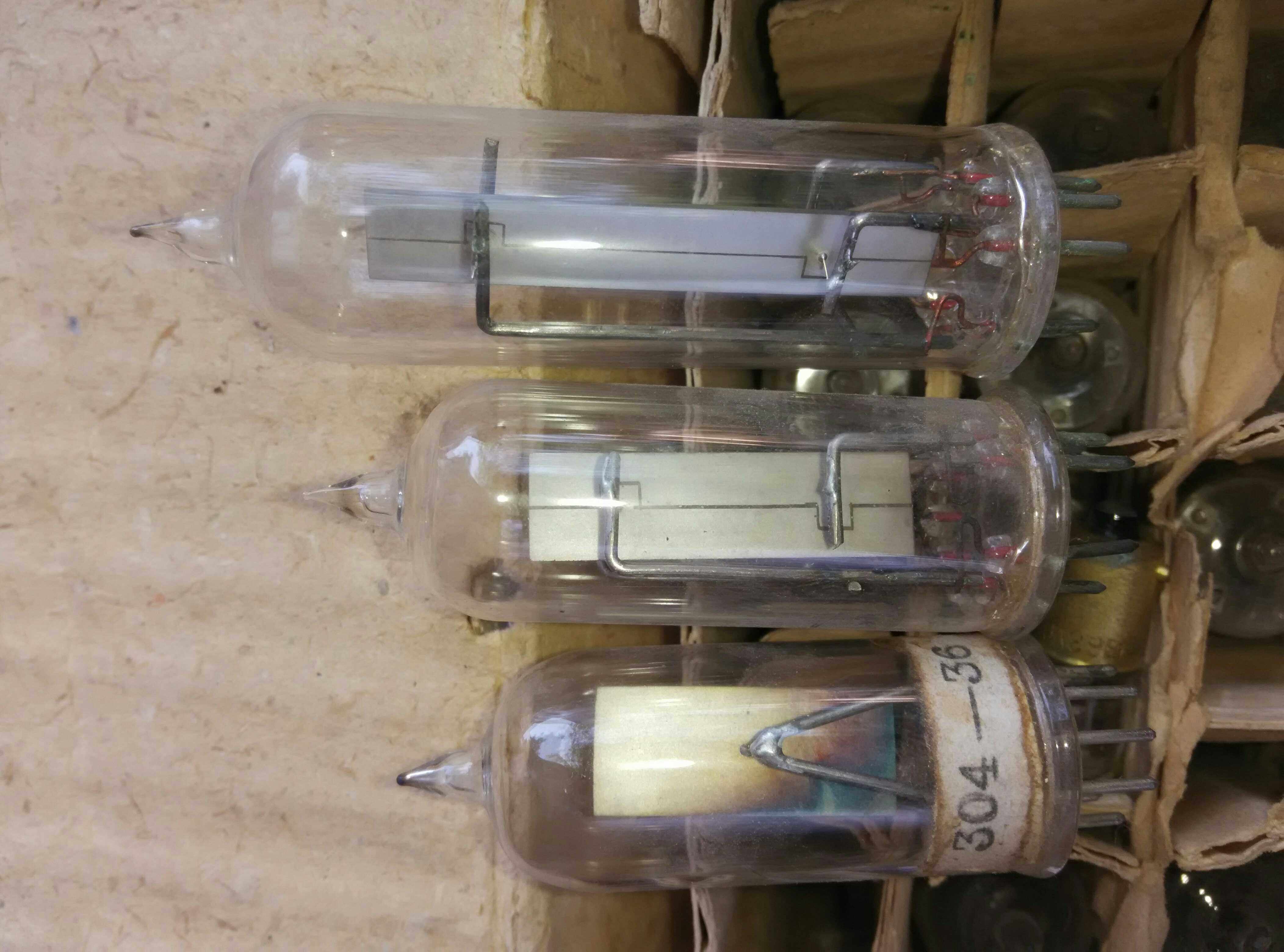 Dozens of new grotesque vacuum tubes 200 yuan B3X1 200HZ, etc