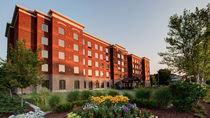 Staybridge Suites Wilmington East STUDIO STE 1 KNG WITH SOFTWED