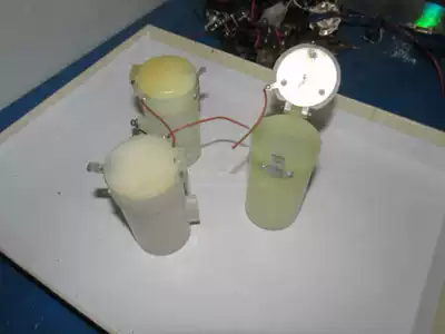 Silicon two-watt radio battery box bulb battery box No. 1 battery box