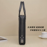 Модная кожаная сумка, барсетка для отдыха