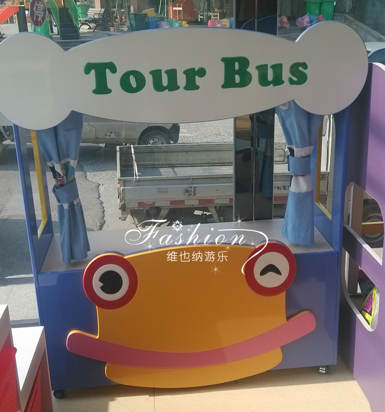 Early teach early childhood pro-child garden dolls Home Family Toys Mobile Puppet bus Puppet Performance Desk Game House-Taobao