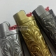 DOLPHIN Cá tính Cá nhân Phiên bản mở rộng 903 Vàng Một hộp quà tặng Gas nhẹ BIC BAK J3 - Bật lửa quẹt bic Bật lửa