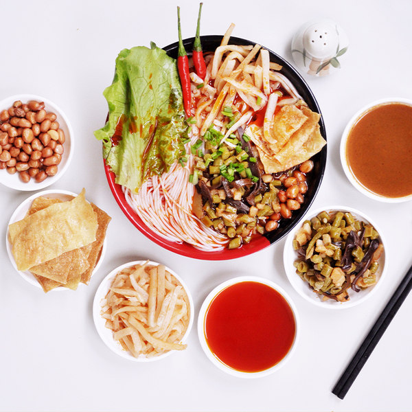 柳州特产 嘻螺会 螺蛳粉 螺丝粉 300g*2包 优惠券折后¥10.26包邮(¥13.26-3) 柳州特产 嘻螺会 螺蛳粉 螺丝粉 300g*2包 优惠券折后¥10.26包邮(¥13.26-3)