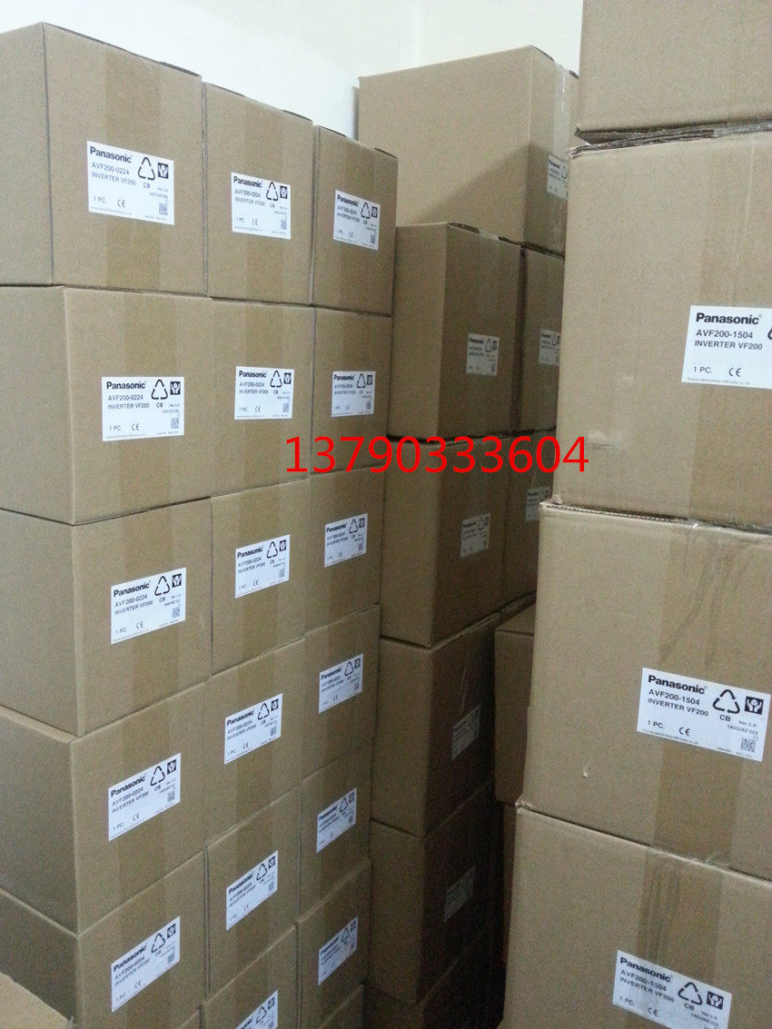 Original Panasonic inverter AVF200-0152 Panasonic 1 5KW single-phase inverter AVF200-0152 spot