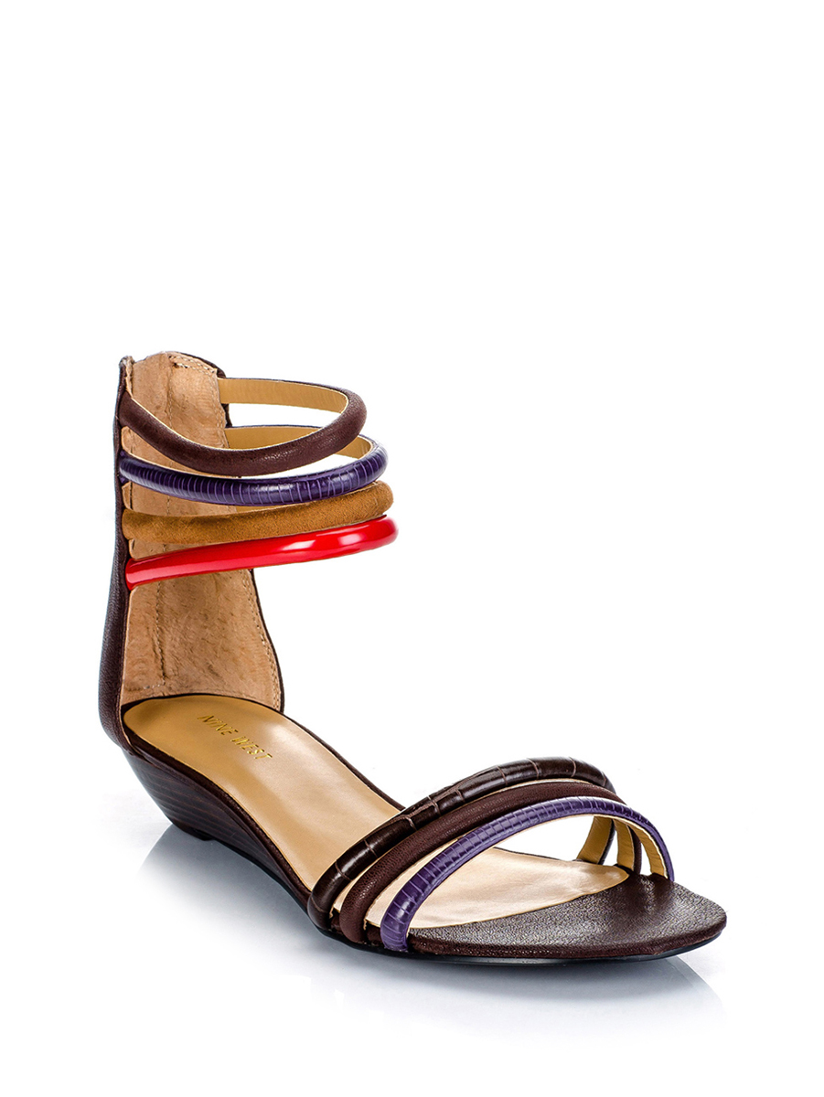 Nine West/玖熙 红棕紫拼色罗马风平底鞋