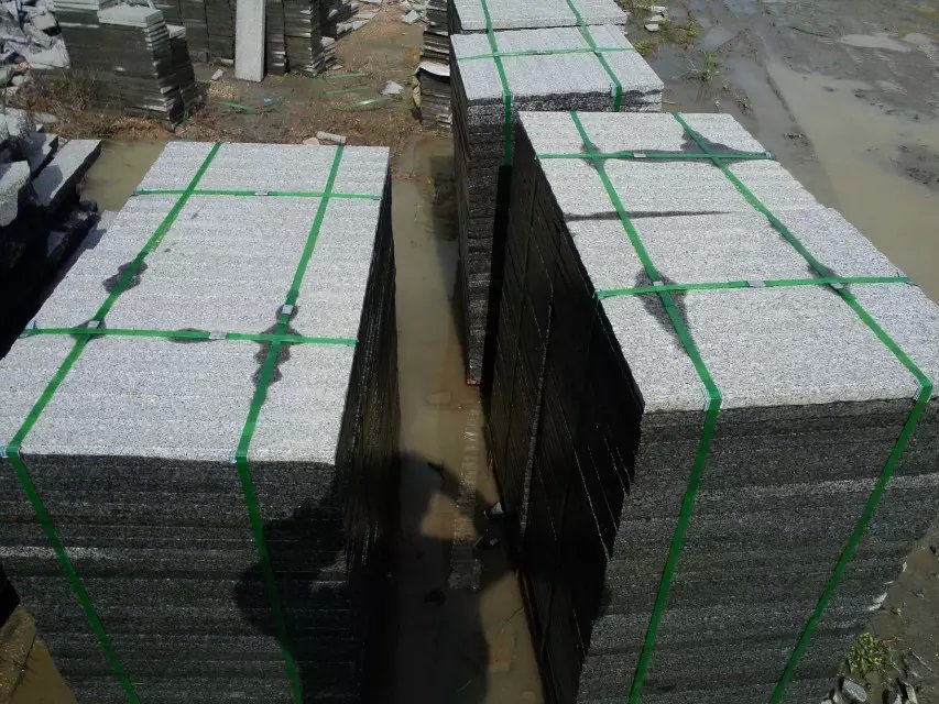 Set to make Zhong Shan Qing Guangxi Sesame Black Grey White Granite Fire Surface Lychee Surface Engineering Square Plate Ground Paving Stone