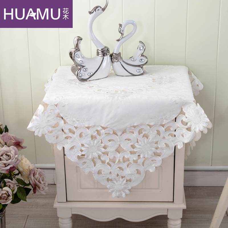 ��ľ��Լ��ɫ��ɫ��ͷ����