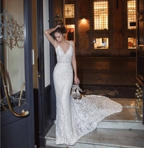 Wedding dress 2021 Spring Summer New deep vneck retro lace sexy backless slim fishtail tail