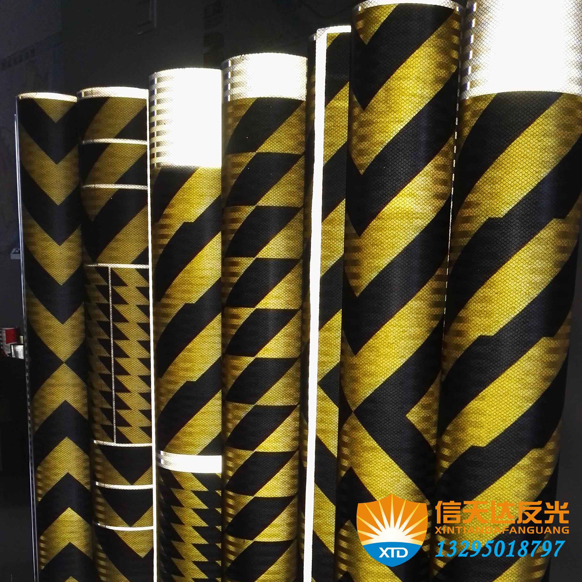 Reflective film processing and production 3M engineering grade reflective film printing yellow and black warning reflective patch