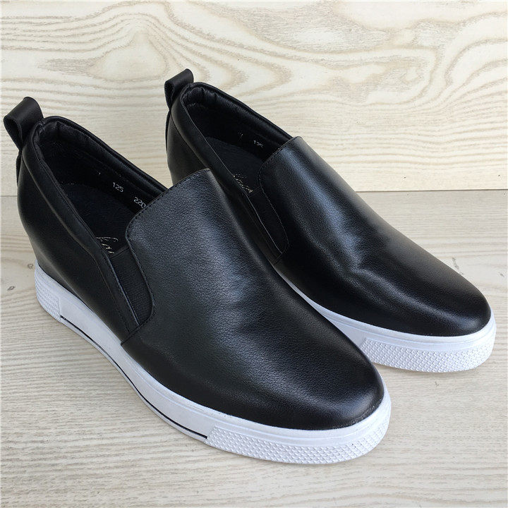 Factory store special price increase women's shoes hollow 2017 new all-match leather slip-on shoes women's loafers small black shoes