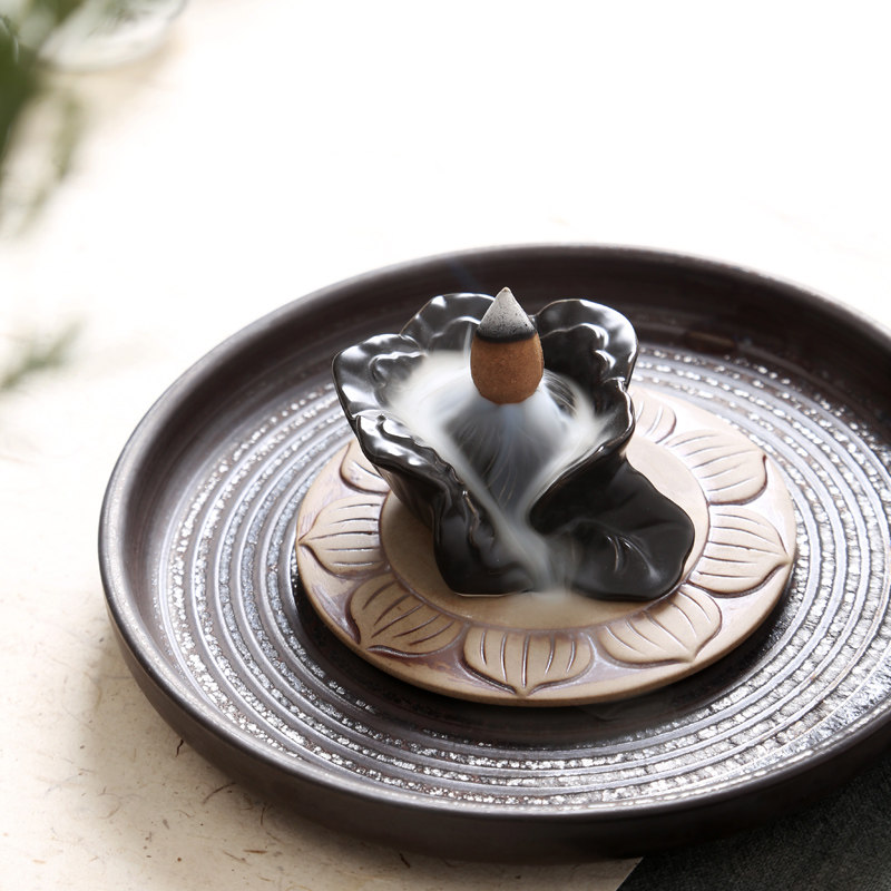Creative reverse incense burner smoke back-flowing ornaments sandalwood stove incense flowing water large ceramic aromatherapy stove tea ceremony Incense Road