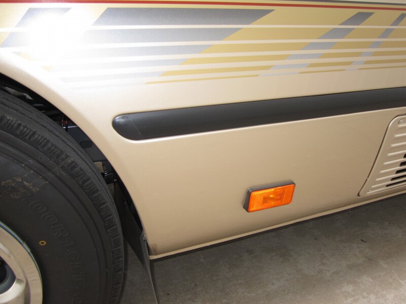 Sichuan Chengdu Zhongba Color Strip Car Sticker V6 Coaster Kosda Jiang Huajiang Ling Jingma Neutral Latte Art