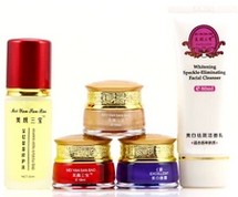 正品化妆品美颜三宝五合一绿色保湿白皙嫩肤(五件套装)