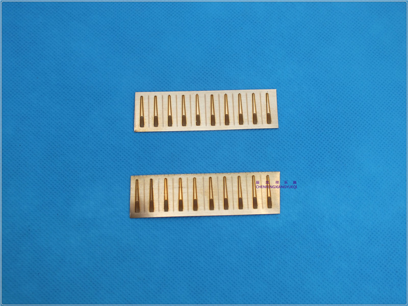 Special Reed for Huilu Flute Accessories, C Bb a D Key, Baou Reed, Copper Reed, Sound-Producing Piece, Mid-To-High-End Reed Special Reed for Huilu Flute Accessories, C Bb a D Key, Baou Reed, Copper Reed, Sound-Producing Piece, Mid-To-High-End Reed