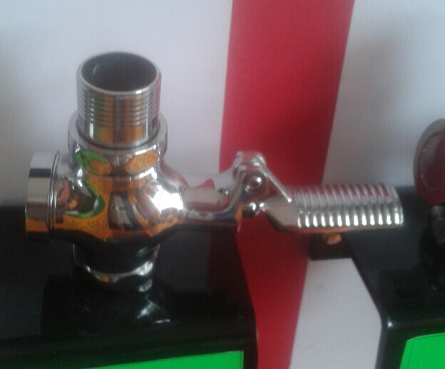 Copper foot pedal squat toilet flusher flush valve four-way pedal flush valve stool squatting pit delay valve