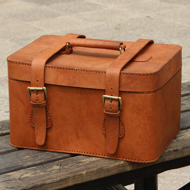 Pure hand-shaped leather car finishing box outdoor luggage bag jewelry storage box backup medical medicine box