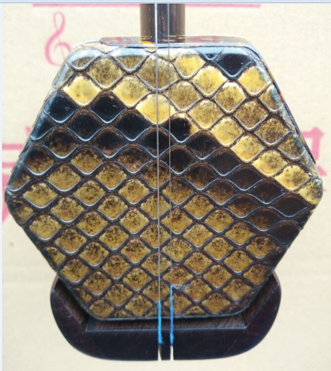 Majestic Bow Introductory Auction Musical Instrument Practice Beginner professional playing Hexagonal Ming and Qing Old material Old red wood Erhu