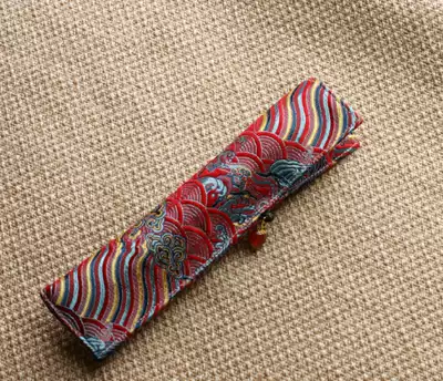 Yilong hand made homemade pen bag Pen Pen Pen curtain Purple Qi Donglai single-hand made