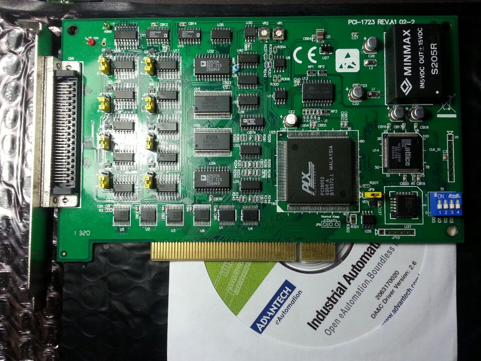 New research and development PCI-1723 16-bit 8-way non-isolated analog quantity output card