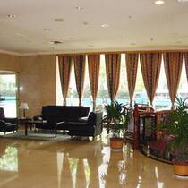 The Luxury Standard Room of the Zhejiang Chaoking Grand Hotel