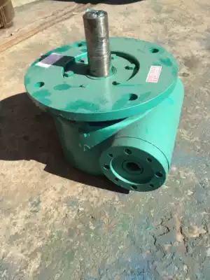 WC crane special hydraulic worm gear reducer WC100 reducer transmission Transmission