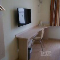 7 Days Hotel Chain Hotel · Hefei China University of Science and Technology South Seven Store Ali exclusive queen bed room